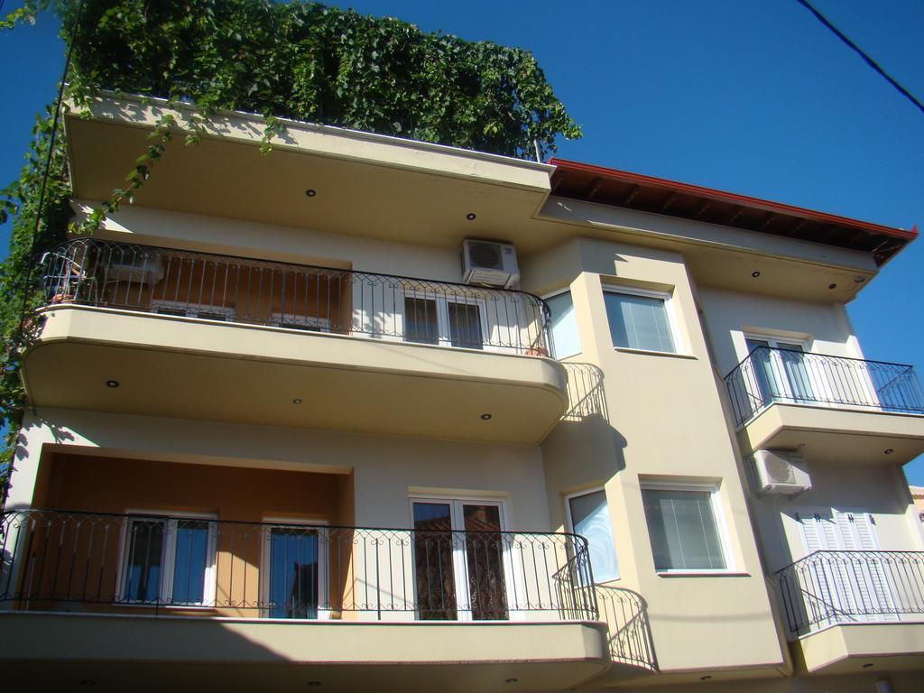 Guesthouse Nefeli Litóchoron Esterno foto
